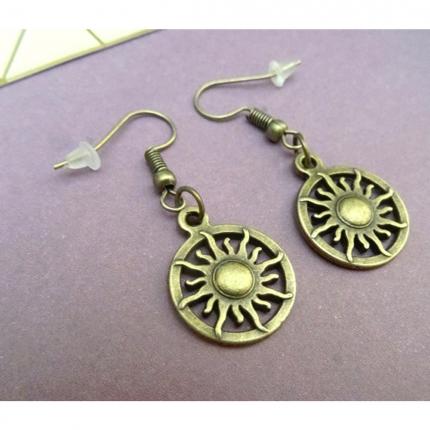 Boucles d oreilles Soleil.